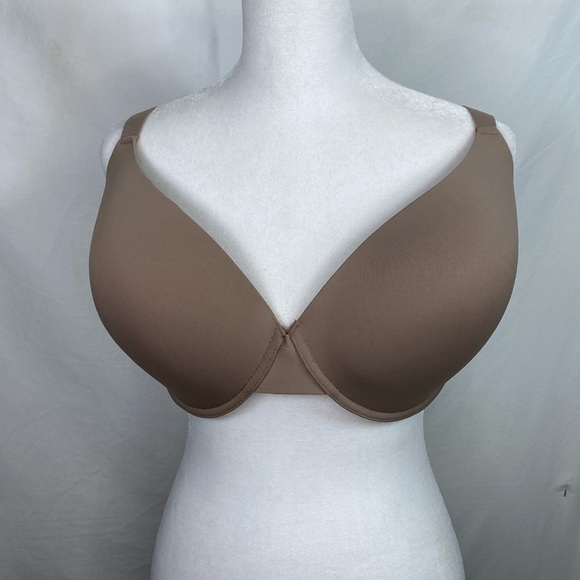 Vince Camuto Taupe Nude Padded Underwire Full Coverage Bra in Size 42D. - Picture 1 of 8